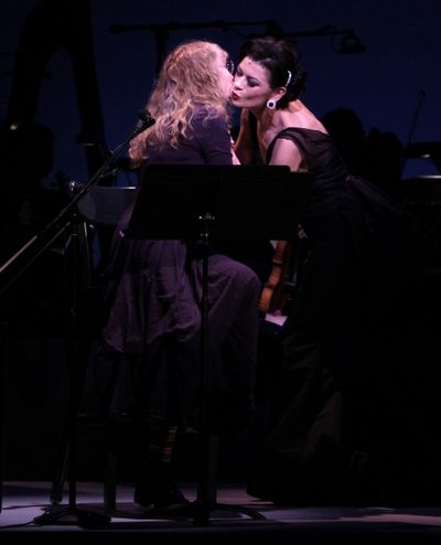 Catherine Zeta-Jones and Mia Farrow Photo