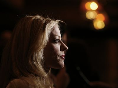 Sherie Rene Scott Photo