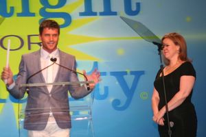 Reichen Lehmkul and Caroline Rhea @ BroadwayWorld Reichen Lehmkul and Caroline Rhea Photo