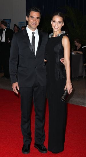 Cash Warren & Jessica Alba Photo