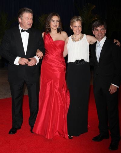 Alec Baldwin, Mariska Hargitay, Alexandra Wentworth & George Stephanopoulos Photo