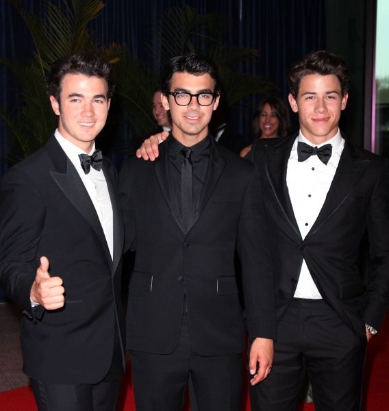 Photos: 2010 White House Correspondent's Dinner J-M — photo 12 of 62