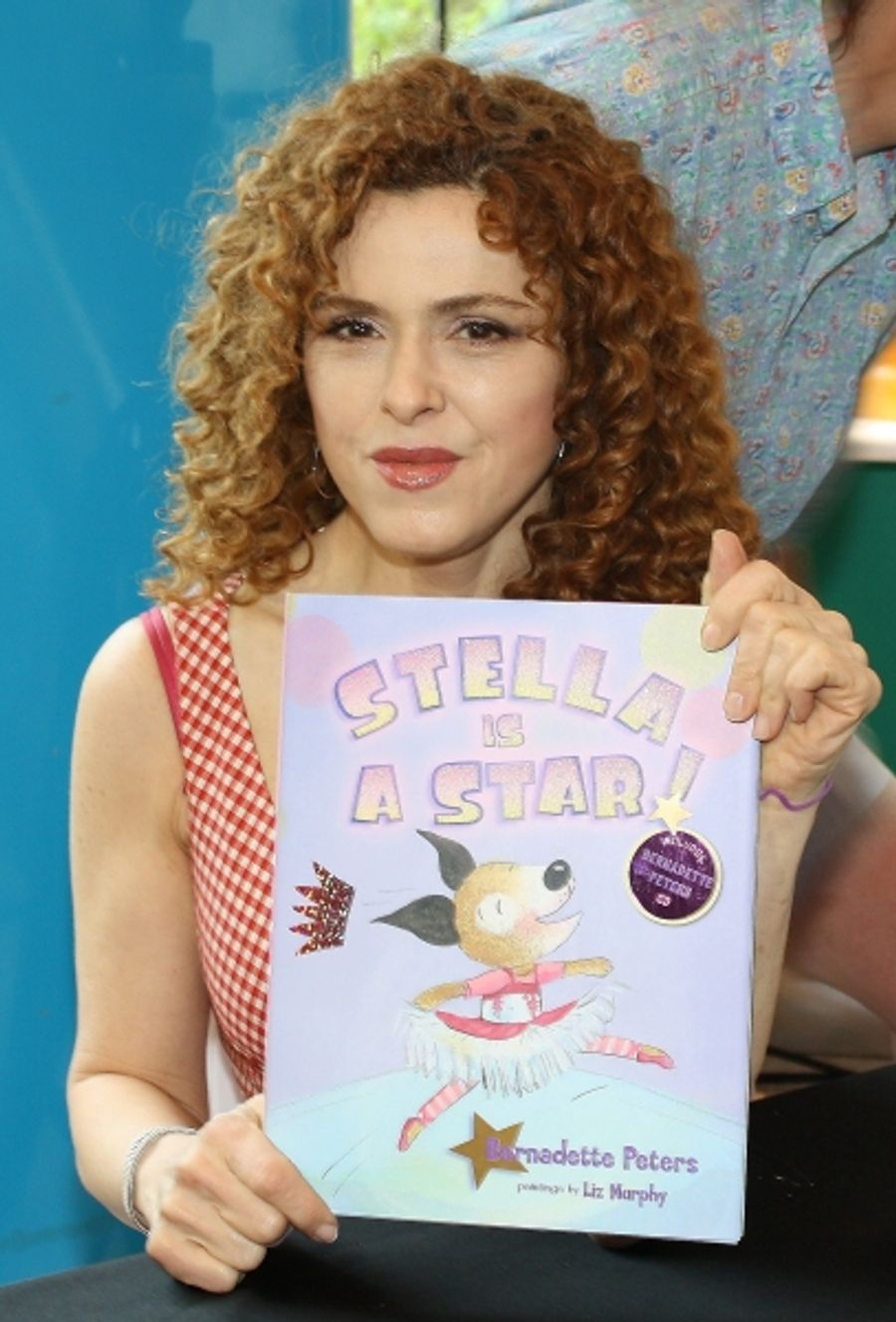 Photo Coverage: Bernadette Peters' 'Stella Is A Star' Book Signing Image