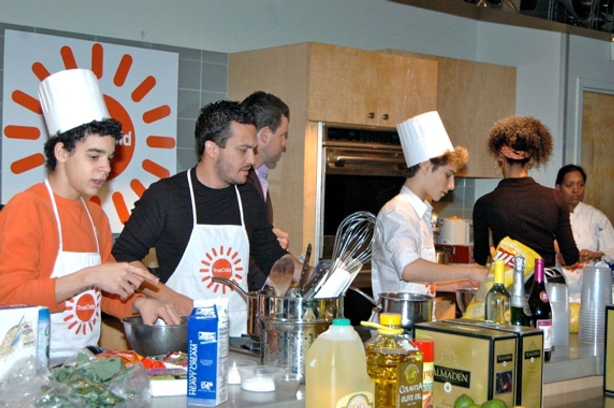 David Alvarez, Fabio Viviani, Ryan Scott, Kiril Kulish, Carla Hall at 