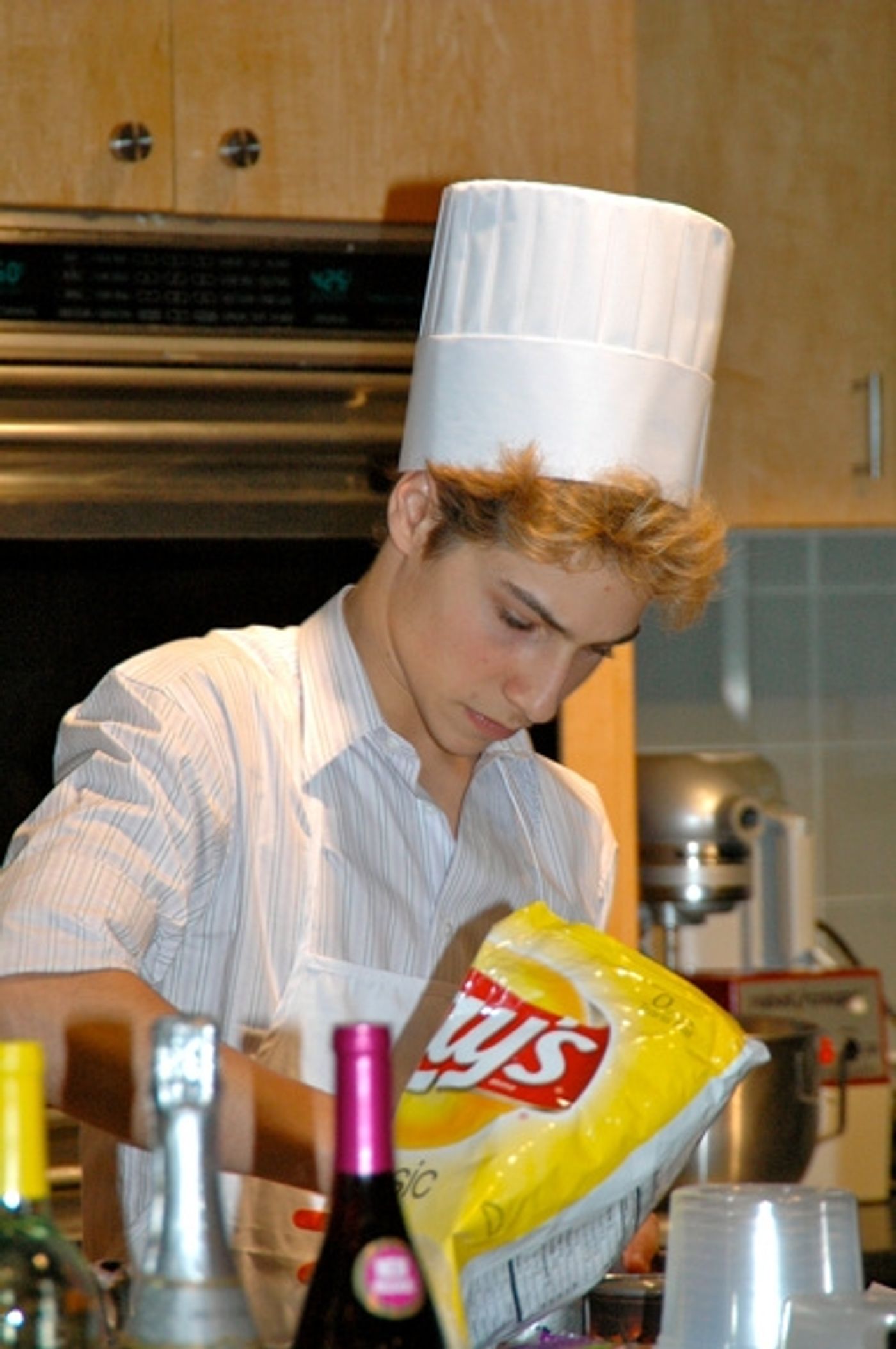 Photo Coverage: Kulish, Alvarez, & Kowalik Reunite for BILLY ELLIOT Celebrity Cook-Off  Image