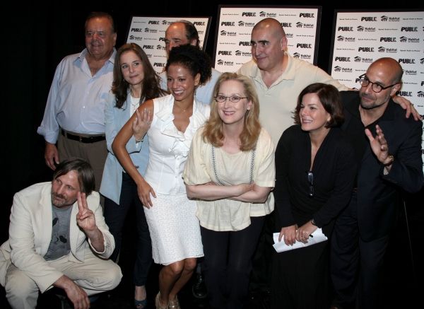 Viggo Mortensen, Paul Sorvino, Debra Winger, Elias Koteas, Gloria Reuben, Meryl Stree Photo