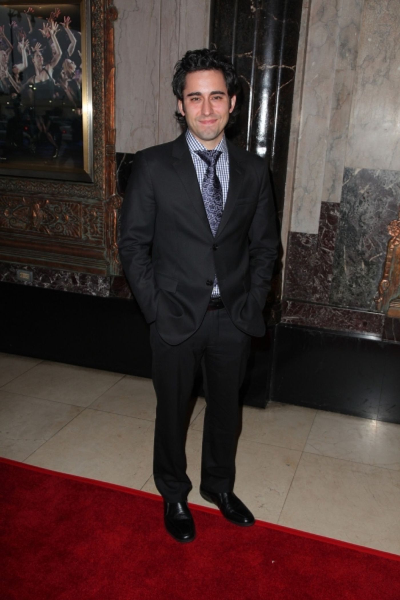 Photo Flash: Hollywood Elite Hit The Red Carpet For CHICAGO at Pantages Theatre  Image