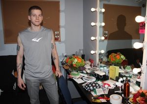 Stark Sands Photo