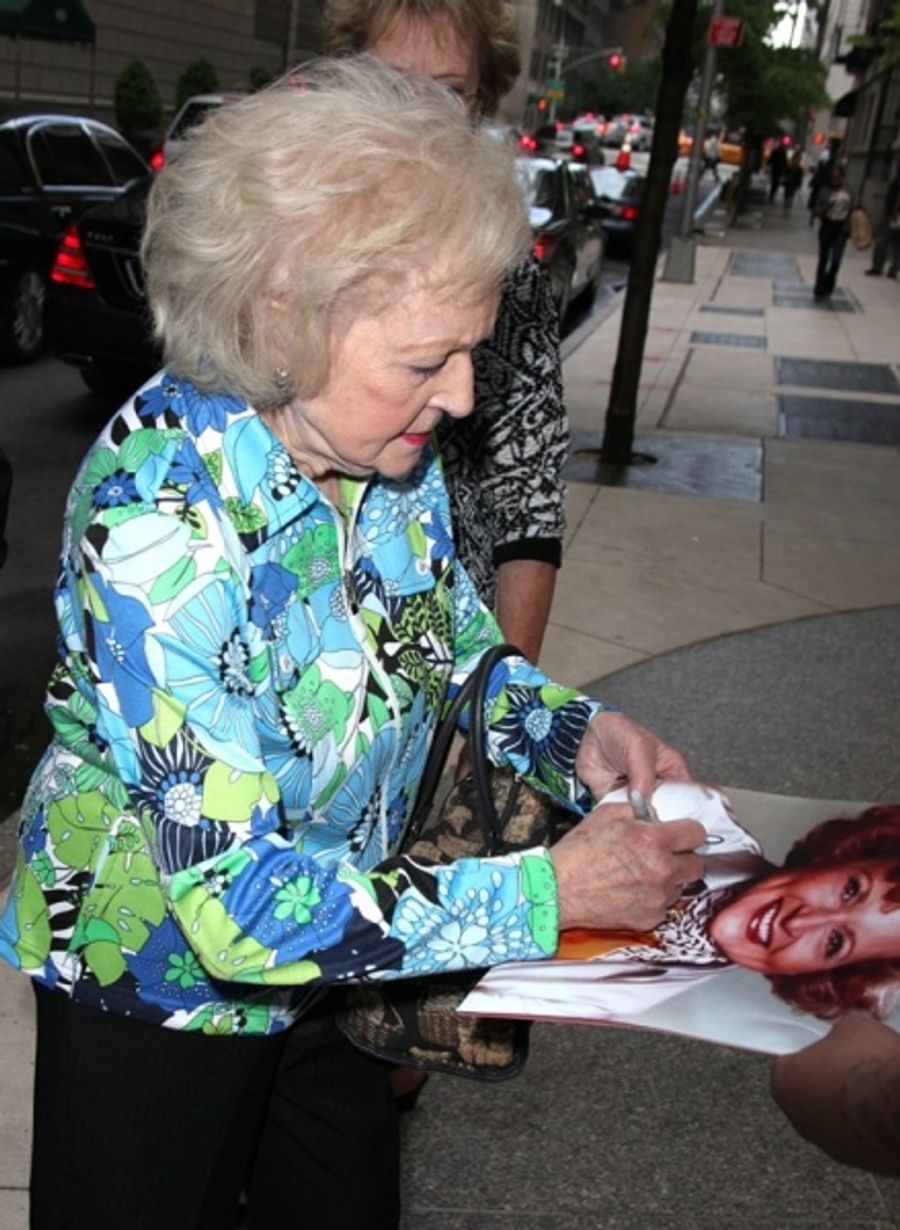 Photo Coverage: Betty White Around Town! Image