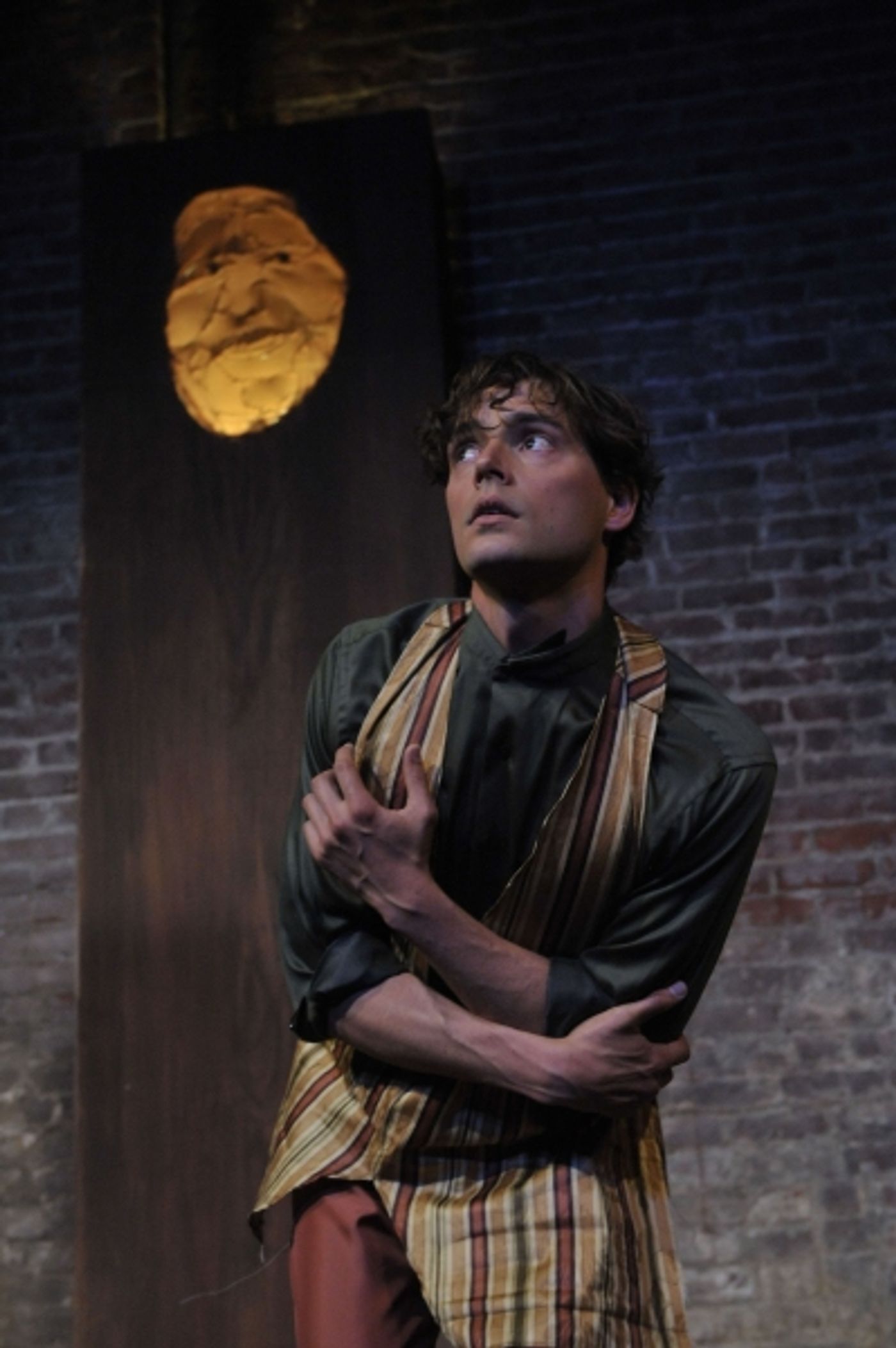 Photo Flash: GIANT BONES Premieres at Exit Theatre Photo Flash: GIANT BONES Premieres at Exit Theatre Image