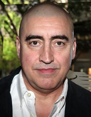 Alfred Molina Photo