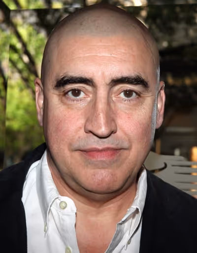 Alfred Molina Photo