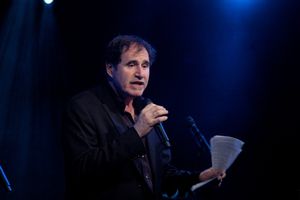 Richard Kind Photo