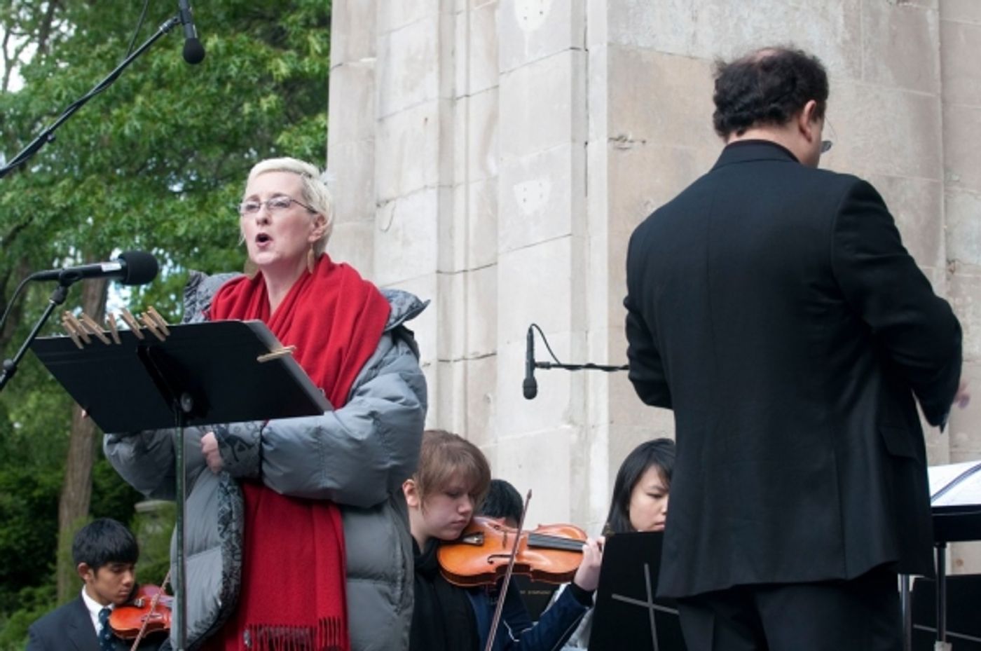 Photo Flash: Mother's Day Concert Held in Central Park  Image