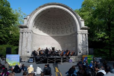 Kate Mulgrew and ISO Orchestra Photo