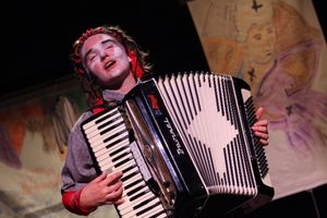 Cynthia Hopkins Photo