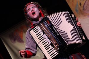 Cynthia Hopkins Photo