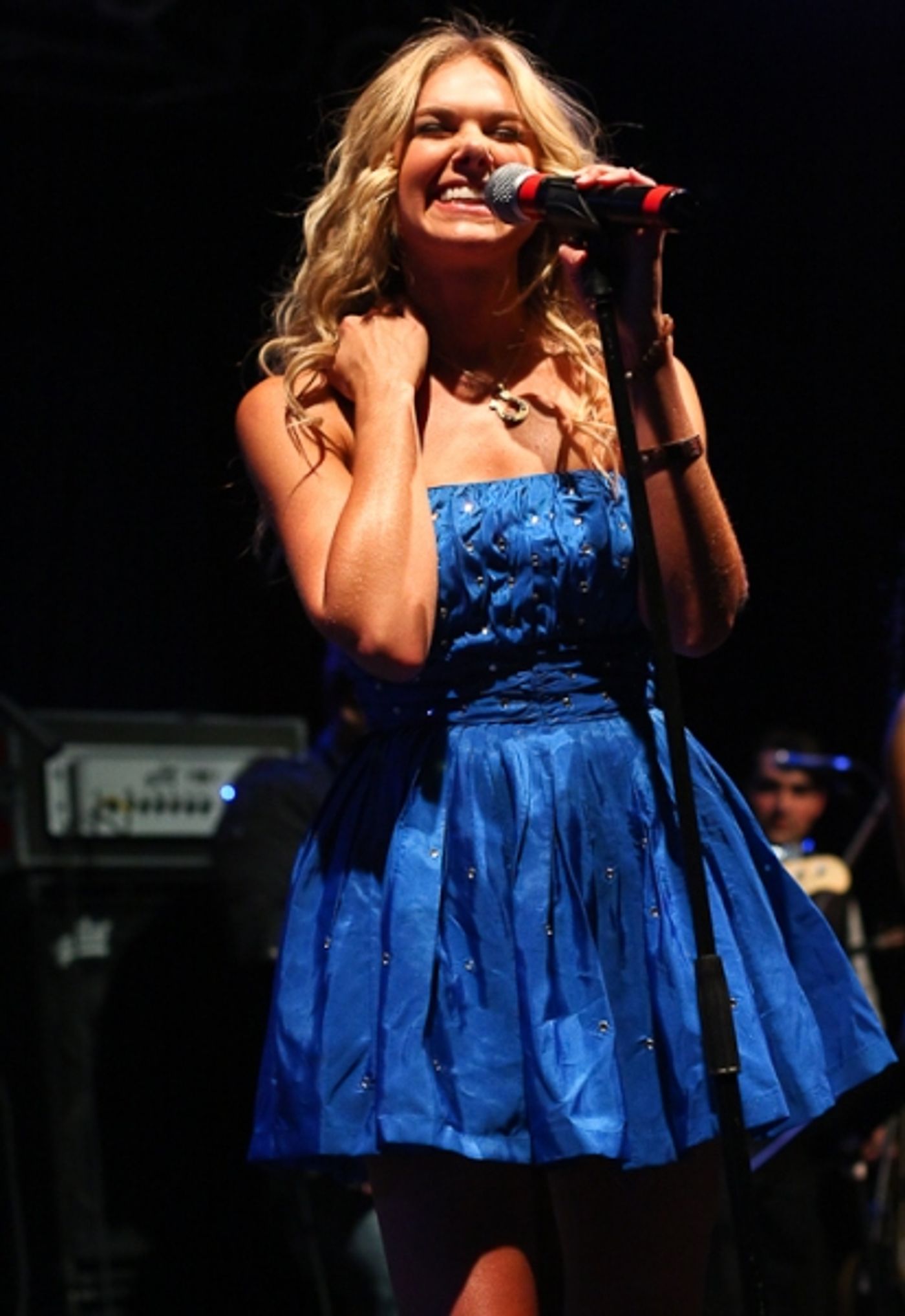 Photo Coverage: Laura Bell Bundy Plays The Highline  Image