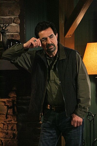 Rossi (Joe Mantegna) helps the BAU investigate a case in Alaska involving the murders Photo