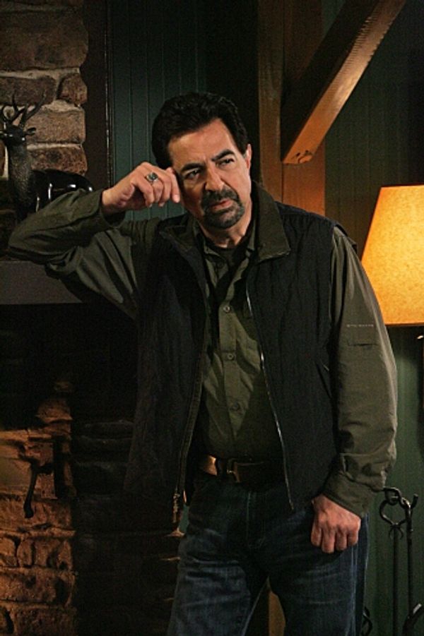 Rossi (Joe Mantegna) helps the BAU investigate a case in Alaska involving the murders Photo