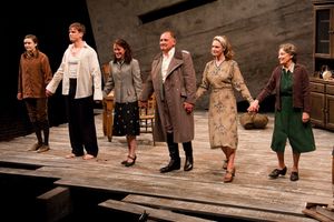 Libby Woodbridge, Lee Aaron Rosen, Samantha Soule, Zach Grenier, Lisa Emery, and Patricia Conolly @ BroadwayWorld Libby Woodbridge, Lee Aaron Rosen, Samantha Soule, Zach Grenier, Lisa Emery, and Patr Photo