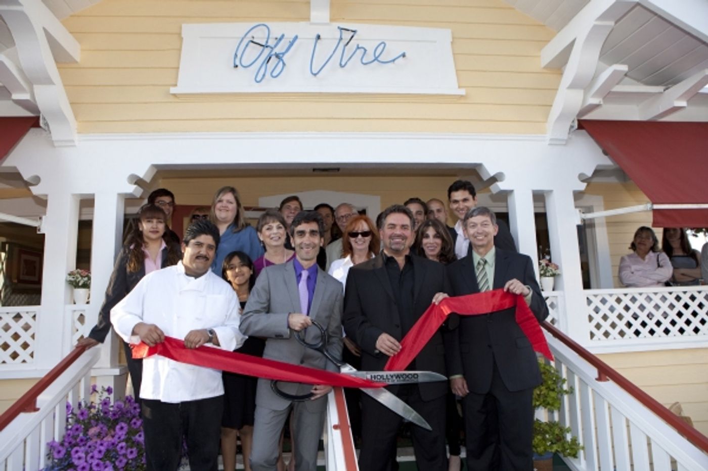 Photo Flash: Los Angeles Theatrical Community Welcomes An Old Friend Photo Flash: Los Angeles Theatrical Community Welcomes An Old Friend Image