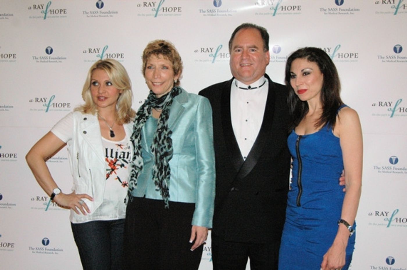Photo Coverage: A Ray of Hope Benefit  Image