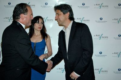 Craig Schulman, Valerie Smaldone and Ray Romano Photo