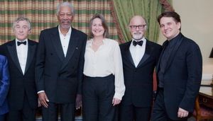 Robert De Niro, Morgan Freeman, Cherry Jones, Ed Harris, and Keith Lockhart @ BroadwayWorld Robert De Niro, Morgan Freeman, Cherry Jones, Ed Harris, and Keith Lockhart Photo