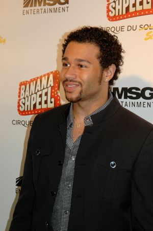 Corbin Bleu Photo