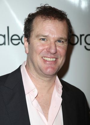 Douglas Hodge Photo