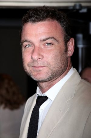 Liev Schreiber Photo