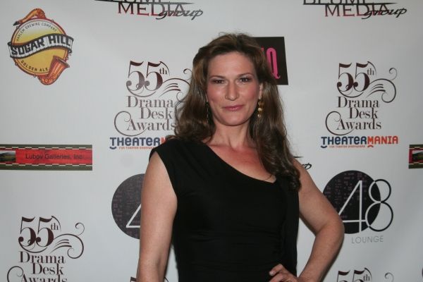 Photos: 2010 Drama Desk Arrivals - Part 1 — photo 33 of 46
