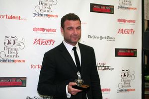 Liev Schreiber Photo
