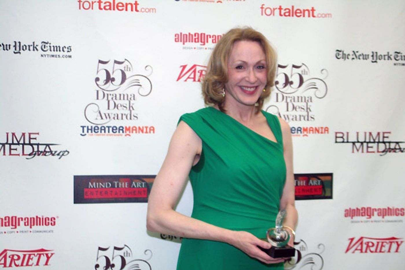 Photo Coverage: 2010 Drama Desk Awards Press Room  Image