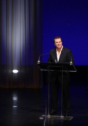 Douglas Hodge
 Photo