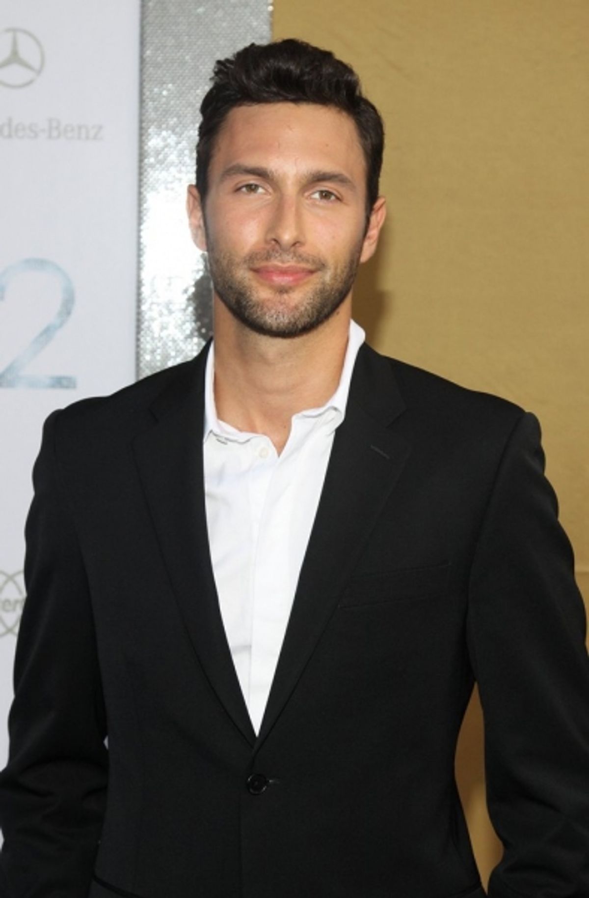 Noah Mills  at 
