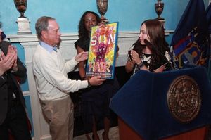 Mayor Michael Bloomberg, Jeannette Bayardelle and Diana DeGarmo Photo