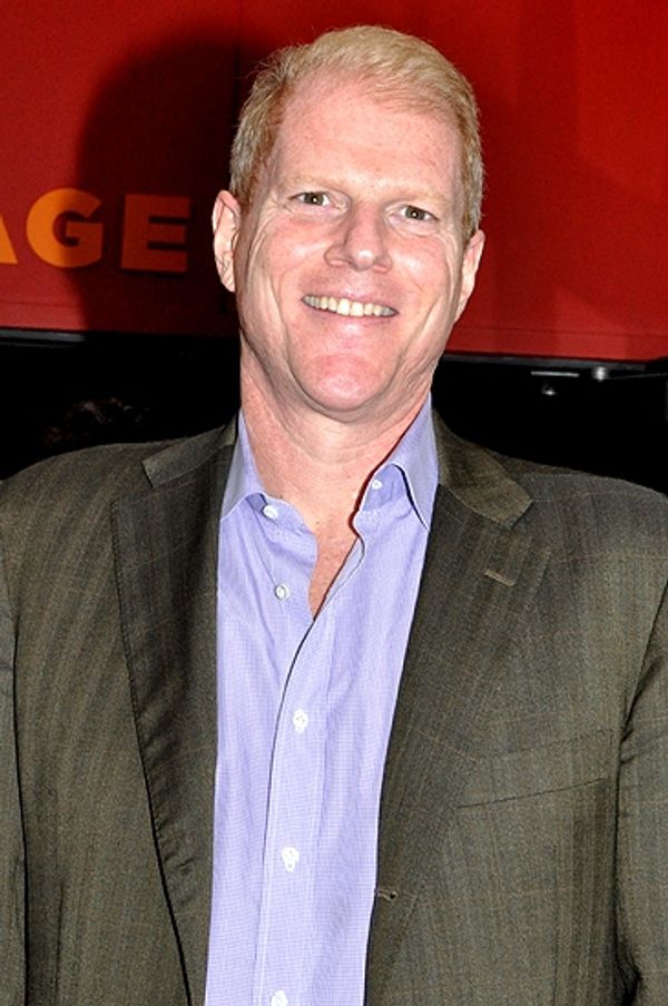 Noah Emmerich Photo