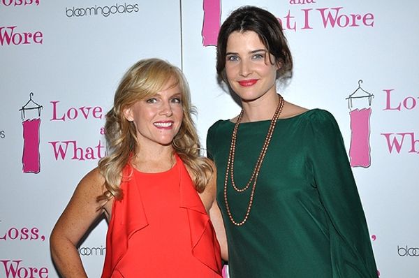  Rachael Harris & Cobie Smulders  Photo