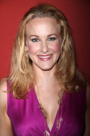 Katie Finneran Photo