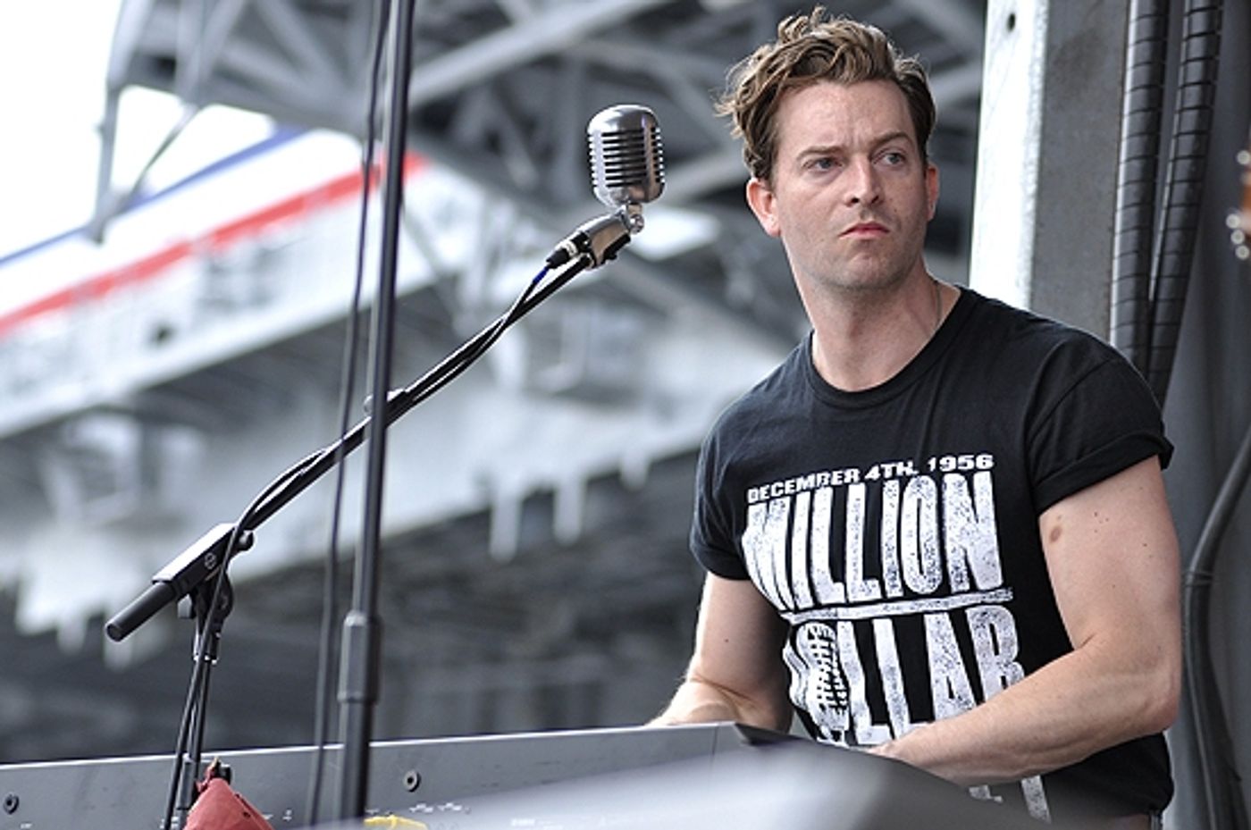 Photo Coverage: Broadway Stars Entertain Troops for Fleet Week!  Image