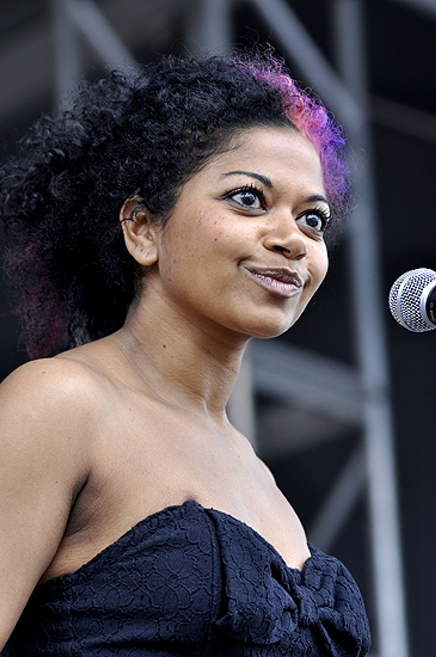 Photo Coverage: Broadway Stars Entertain Troops for Fleet Week!  Image