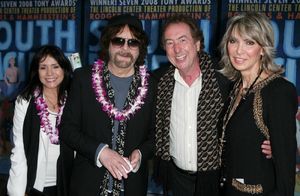Camelia Kath, Jeff Lynne (from the band ELO), actor Eric Idle and wife Tania Kosevich Photo