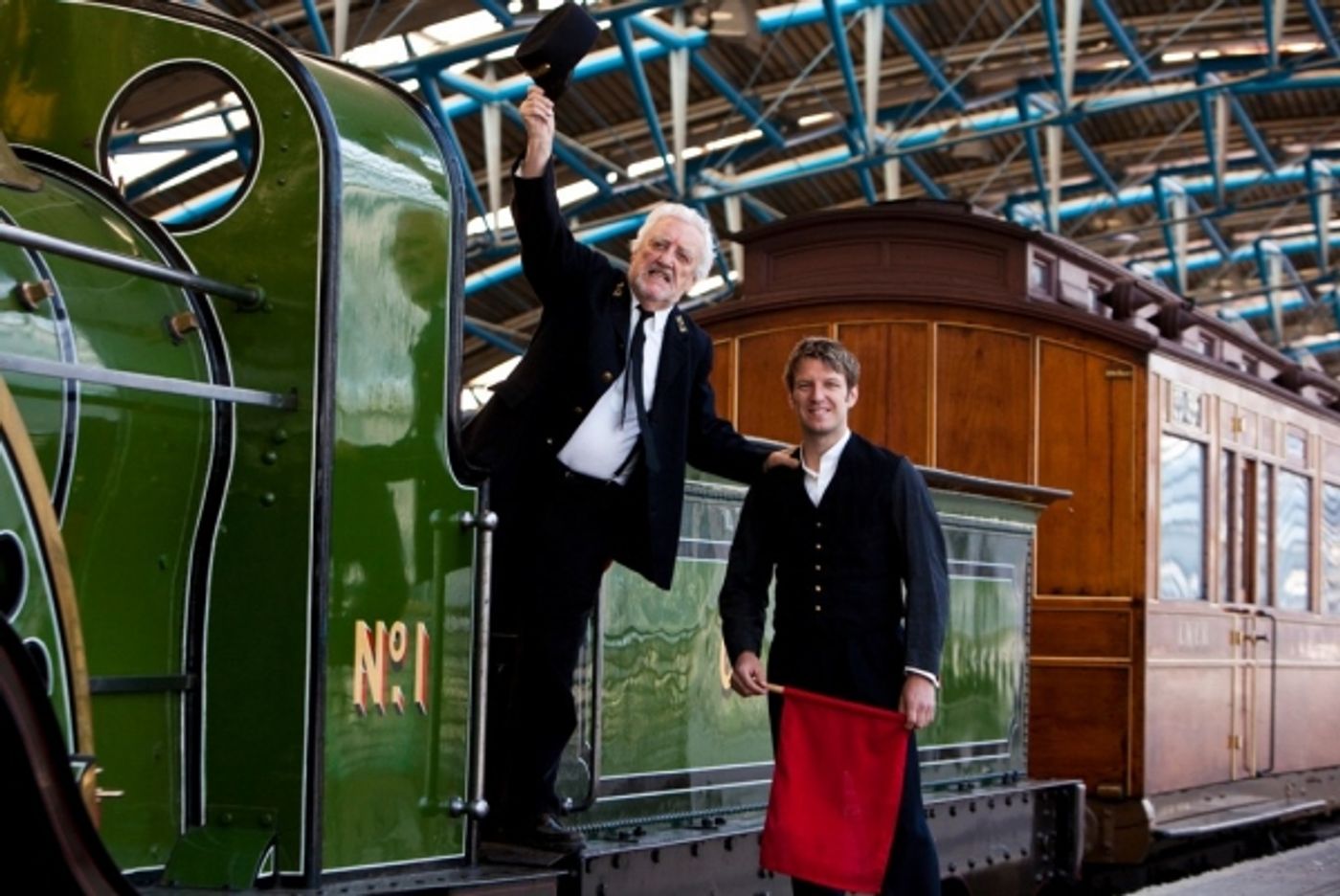 Photo Flash: The London Theatre's THE RAILWAY CHILDREN  Image