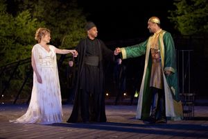Linda Emond, Ruben Santiago-Hudson, and Jesse L. Martin @ BroadwayWorld Linda Emond, Ruben Santiago-Hudson, and Jesse L. Martin Photo