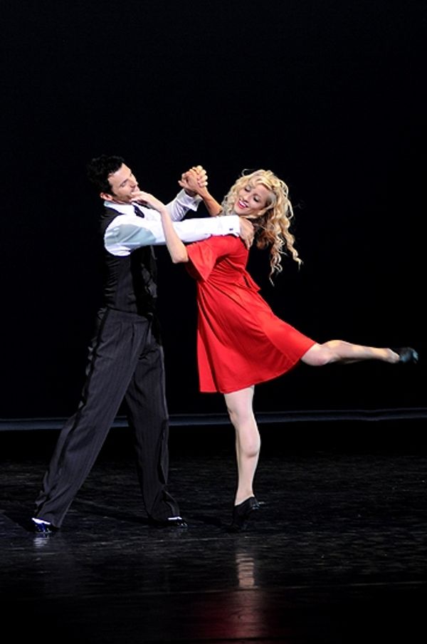Tony Dovolani & Samantha Zack Photo