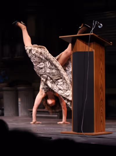 Tovah Feldshuh Photo