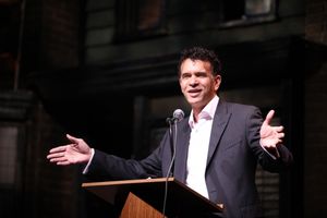 Brian Stokes Mitchell @ BroadwayWorld Brian Stokes Mitchell Photo