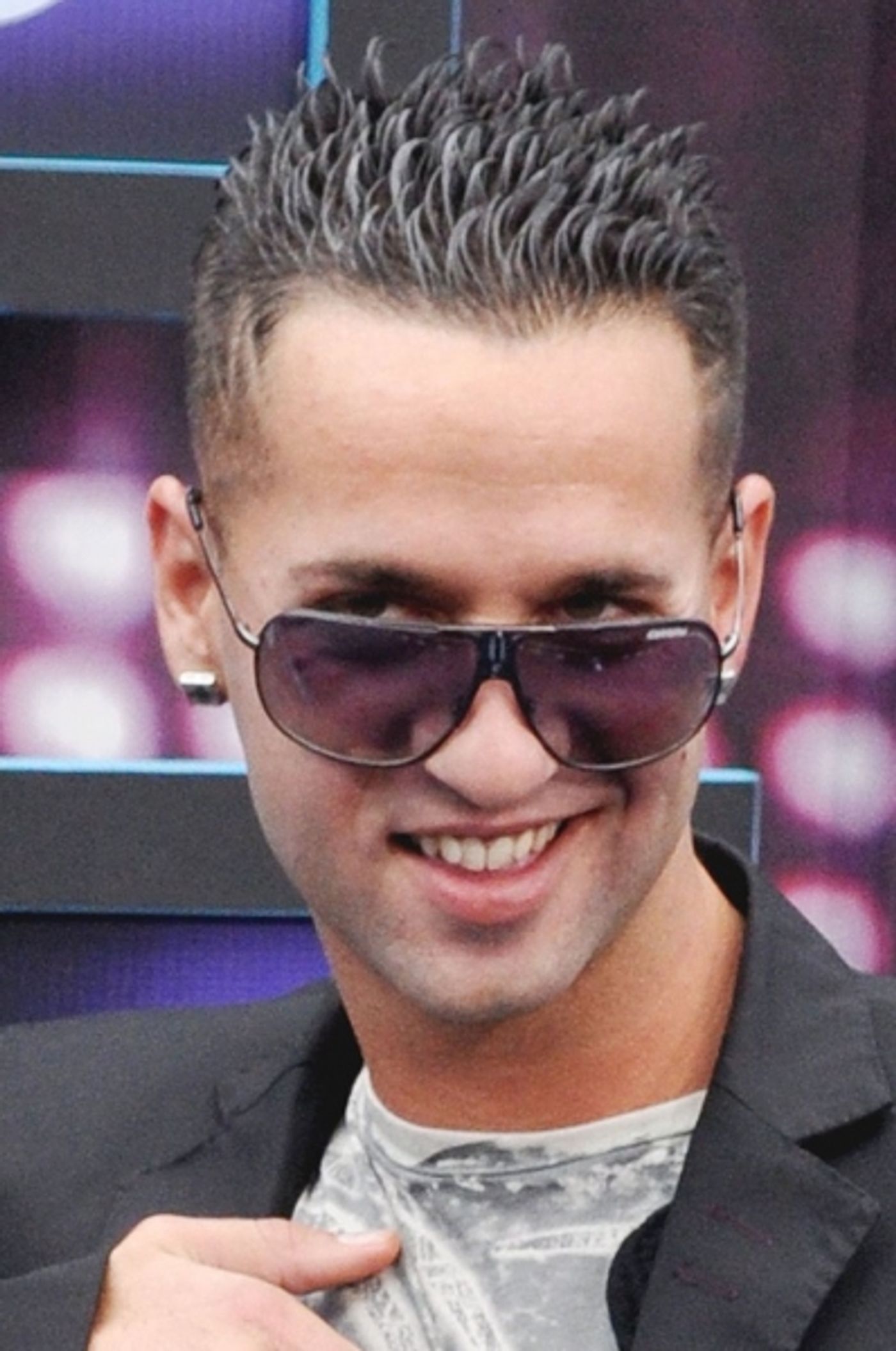 Photo Coverage: CMT Awards Red Carpet Arrivals!  Image